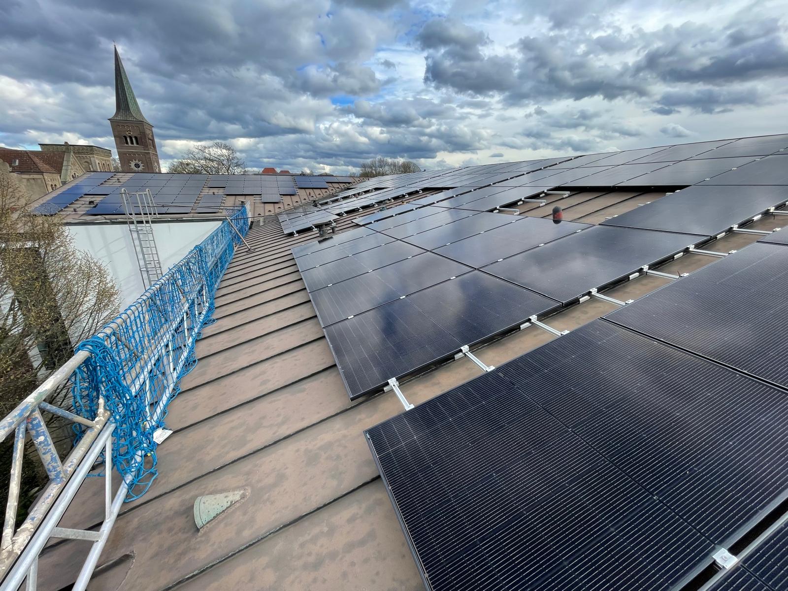 Photovoltaik Projekt mit Dachanlage